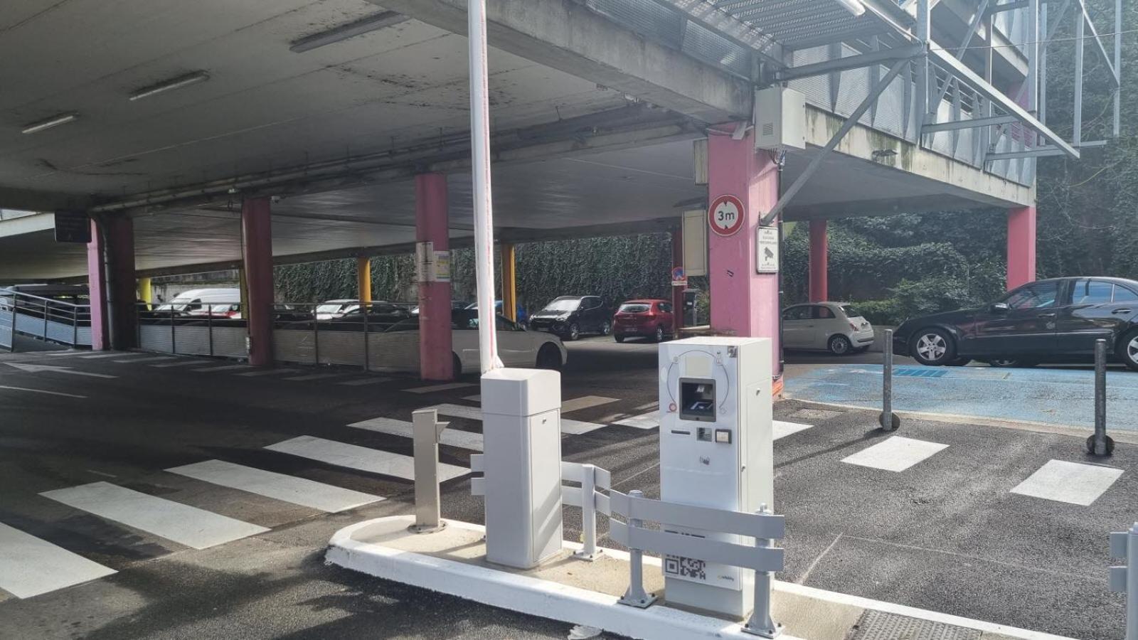 Appartement Netflix Centre De Vienne Pres De Lyon Zewnętrze zdjęcie